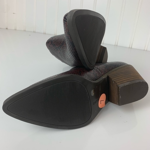 LUCKY BRAND Snake Skin Slip On Booties Size 7 - Picture 5 of 7